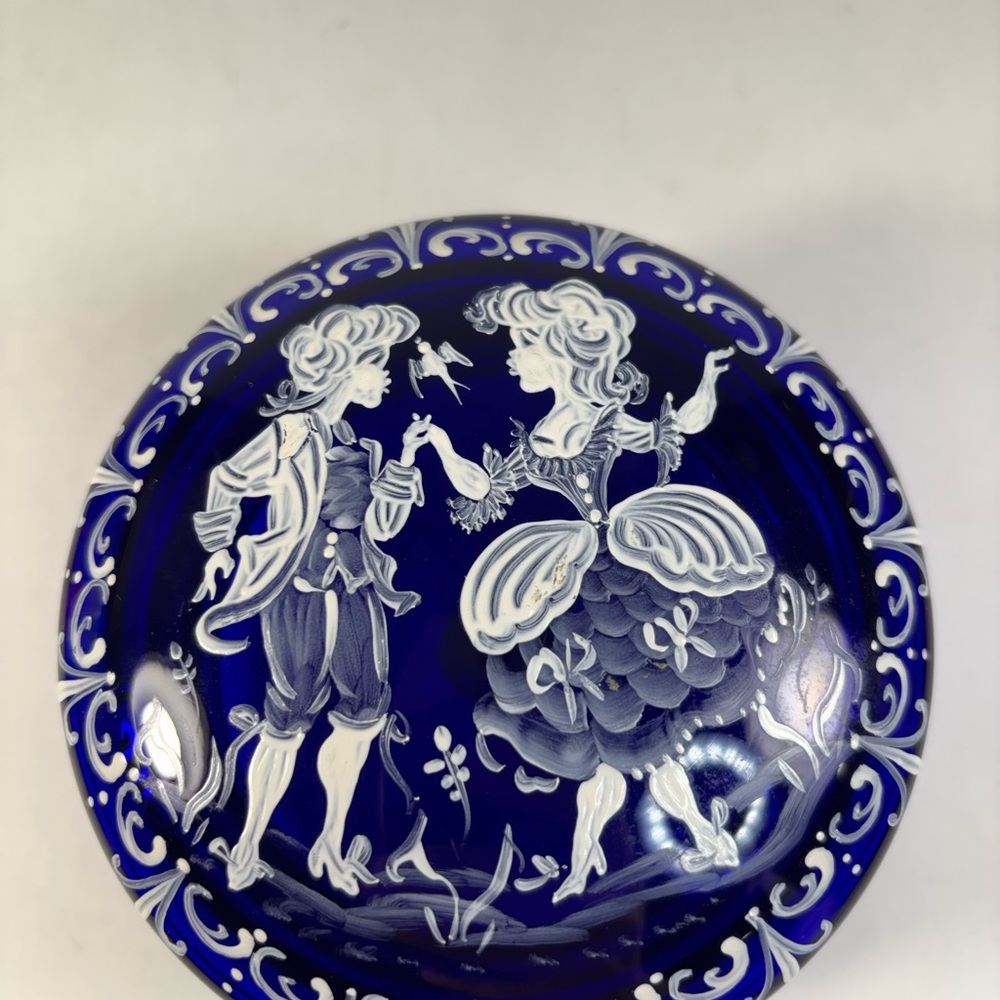 Czech Glass Handmade Cobalt Enamel Painted Victorian Couple Trinket Box Gold Rim - Picture 2 of 8
